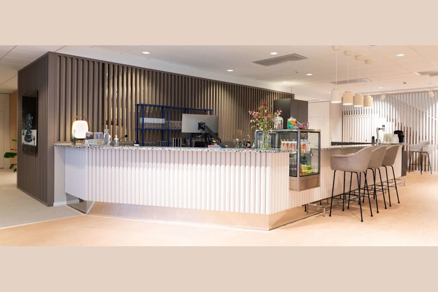 Östra Hamngatan 16  - Vakansa Image