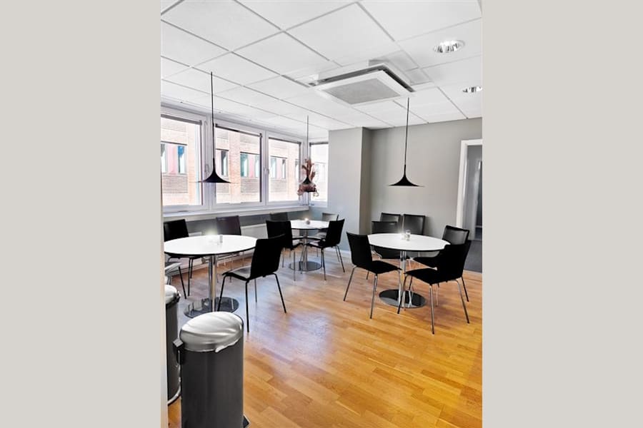 Östra Kanalgatan 6 - 12.12