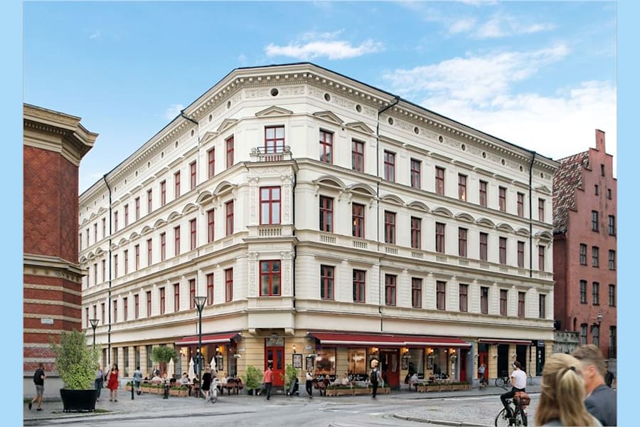 Adelgatan 2 - Exteriör