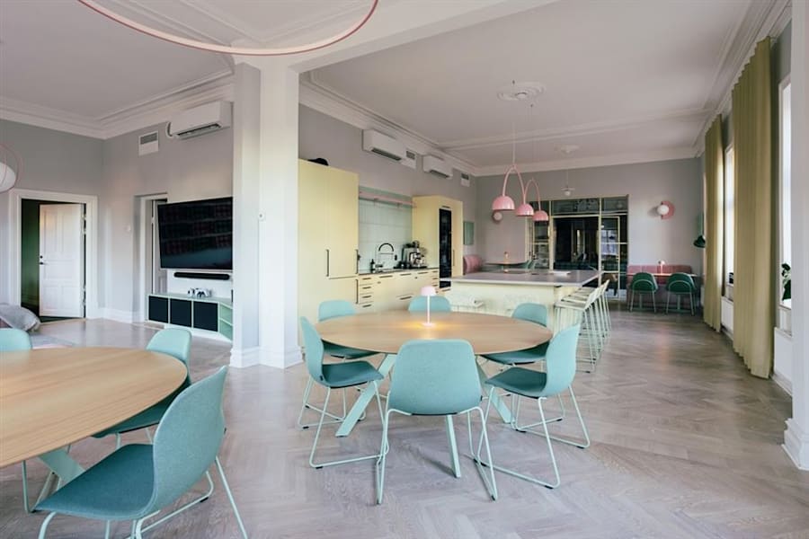 Adelgatan 2 - Kök Från Balkong 2