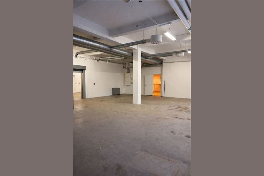 Västberga Allé 60 - ChatGPT Image 6 feb. 2026 16_16_27