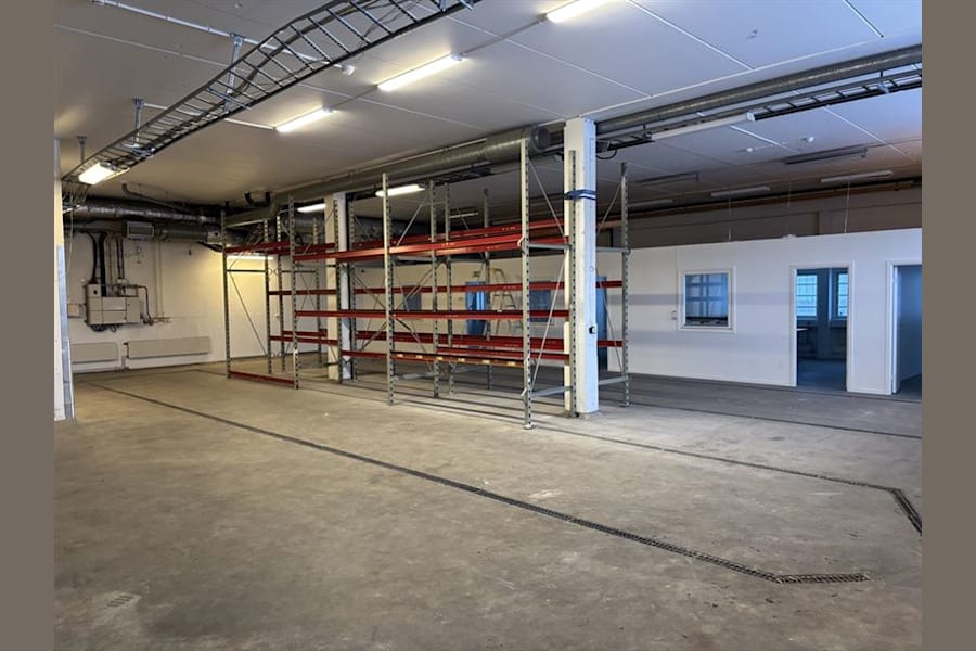 Industrilokal på Gunnebogatan 32, Lunda – bild 2