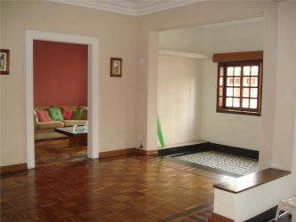Casa à venda 450m2 - Referência CA0329