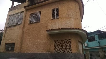 Casa à venda 250m2 - Referência CA0523