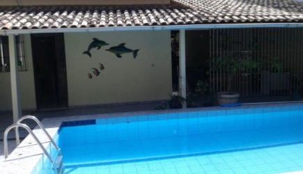 Casa à venda 330m2 - Referência CA0780