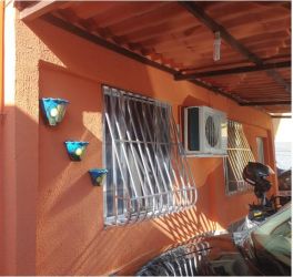 Casa à venda com 3 vagas de garagem - Referência CA1090