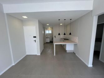 Apartamento à venda 85m2 - Referência AP6444