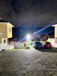 Casa à venda 90m2 - Referência CA1404