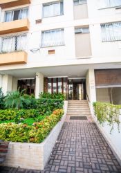 Apartamento à venda 70m2 - Referência AP6320