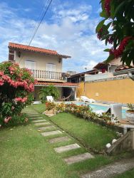 Casa à venda 360m2 - Referência 318