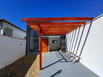 Casa à venda São Pedro da Aldeia RJ com 1 vaga de garagem - Referência 4286