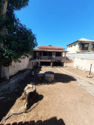 Casa à venda com 3 vagas de garagem - Referência 4330