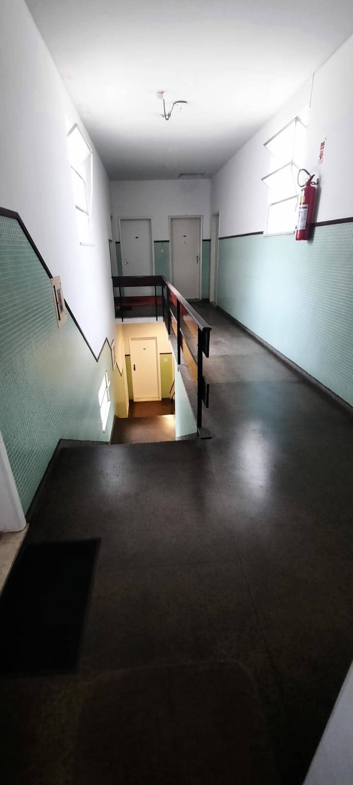 Foto 2 - Apartamento com 2 quartos Centro Cabo Frio RJ