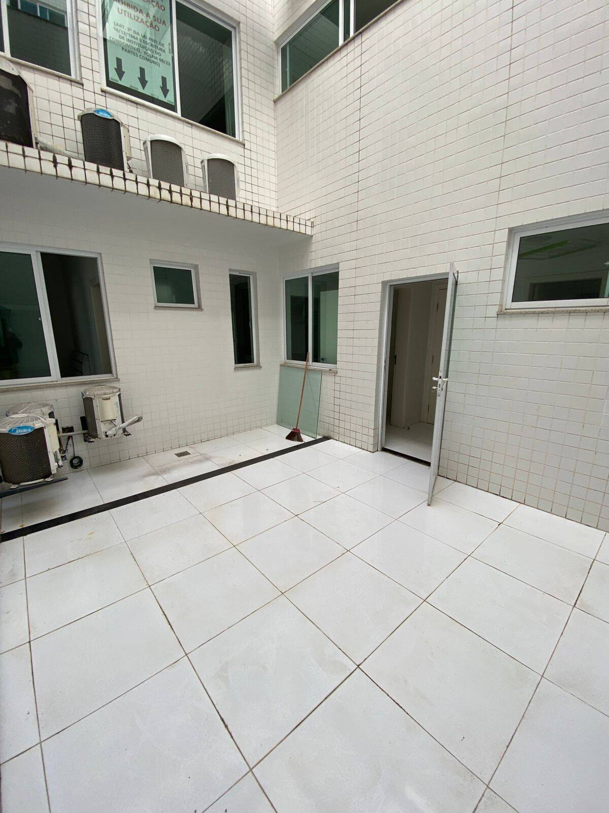 Foto 5 - Apartamento com 4 quartos Braga Cabo Frio RJ