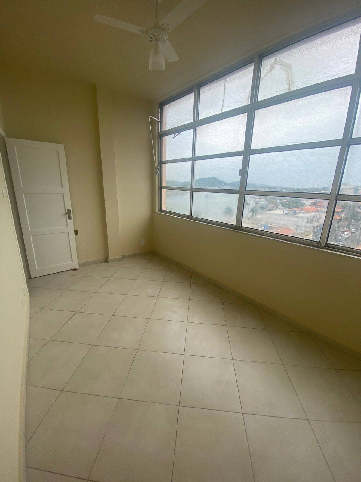 Foto 9 - Apartamento com 2 quartos Centro Cabo Frio RJ