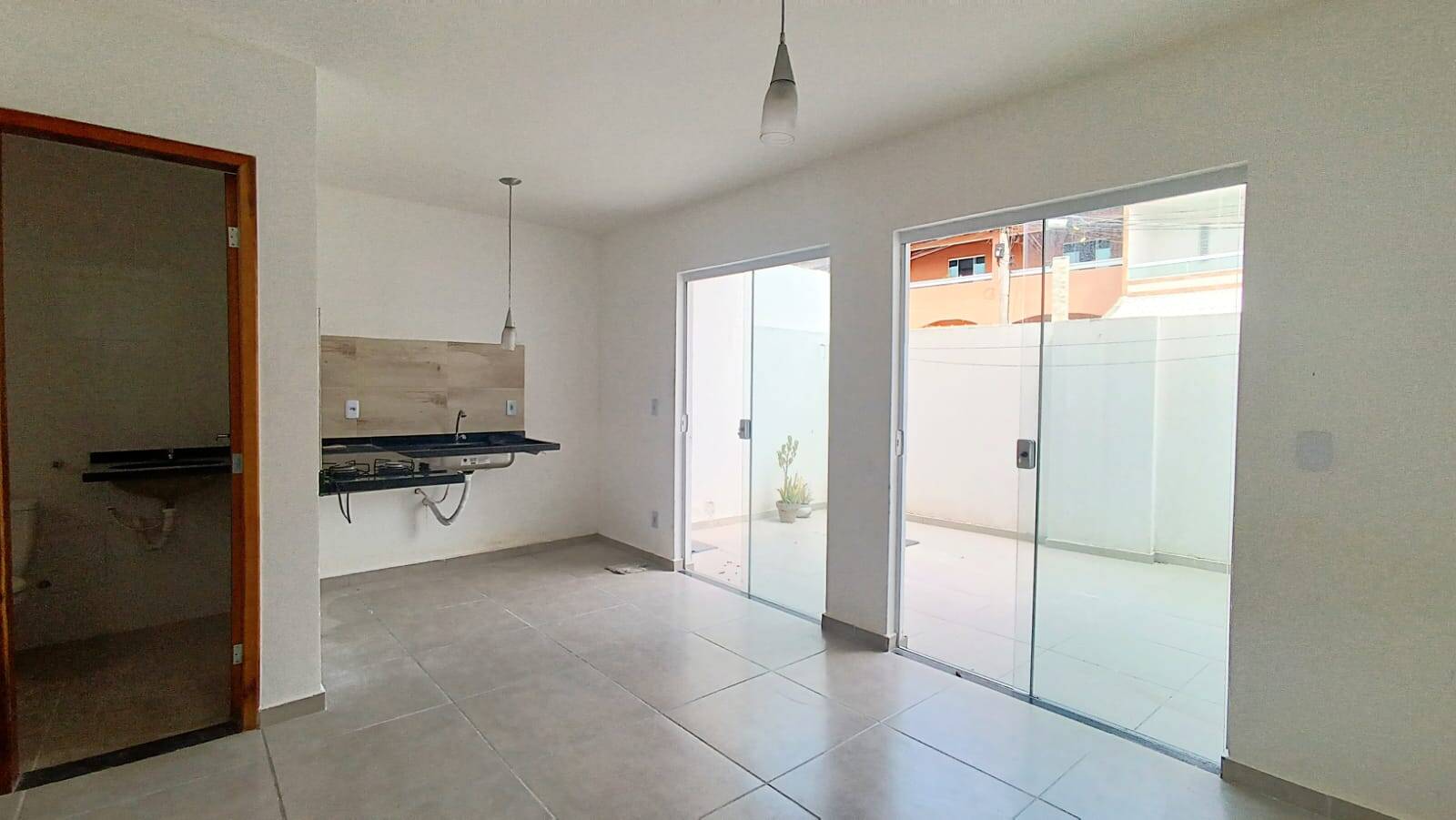 Foto 3 - Apartamento com 1 quarto Cajueiro Cabo Frio RJ