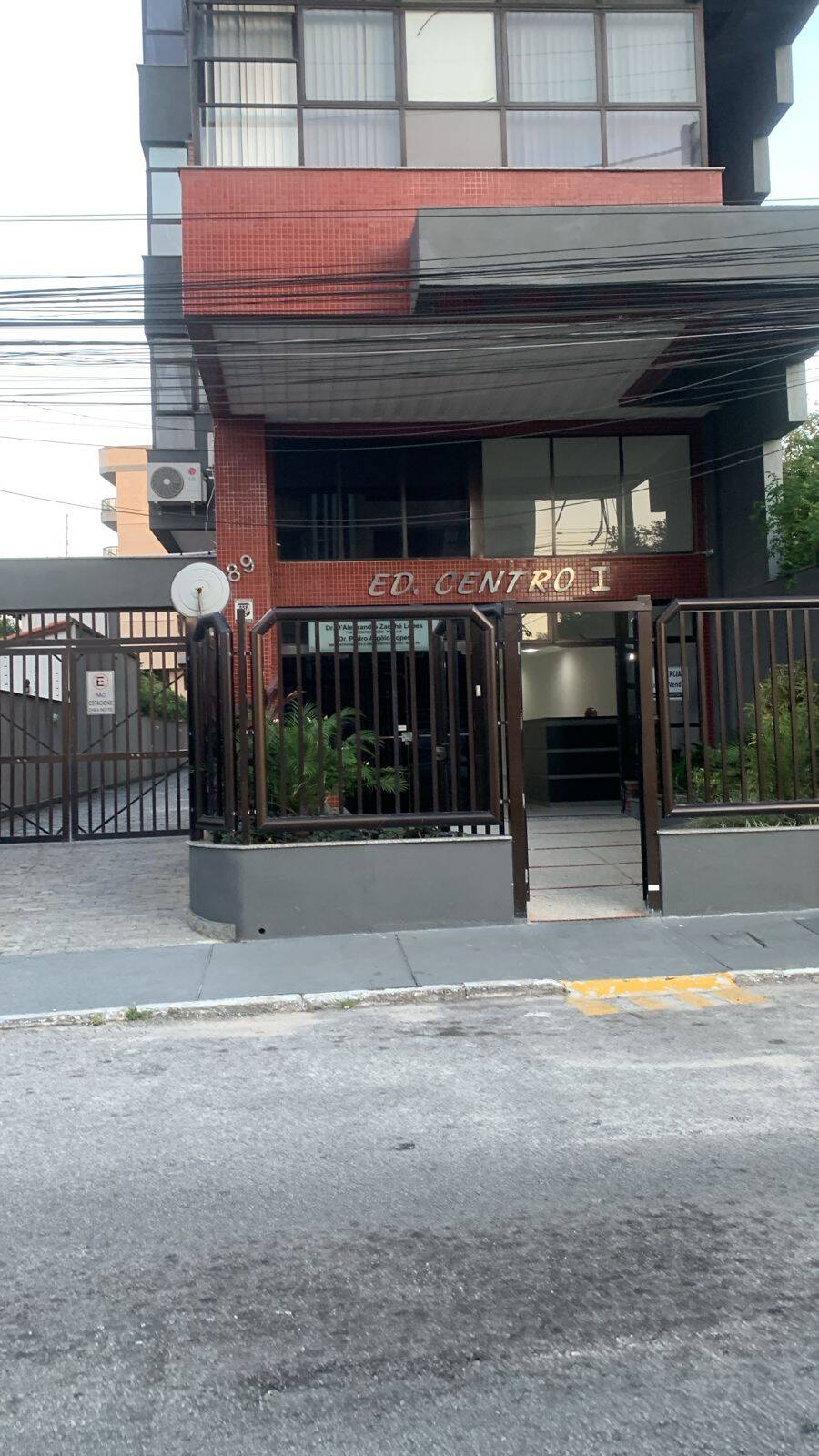 Foto 1 - Conjunto Comercial/Sala Centro Cabo Frio RJ
