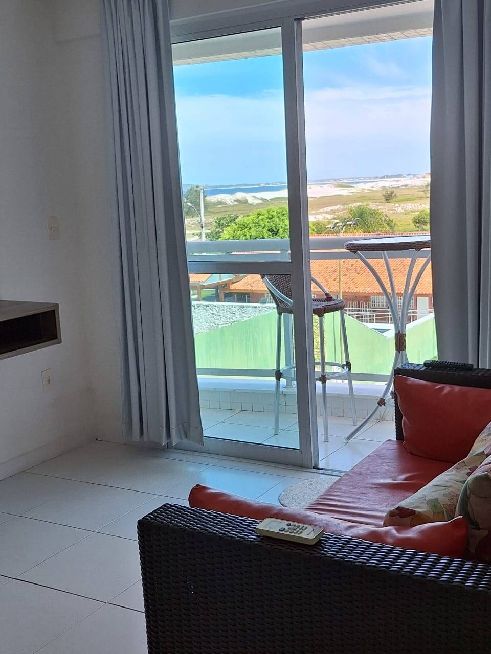 Foto 2 - Apartamento com 2 quartos Algodoal Cabo Frio RJ