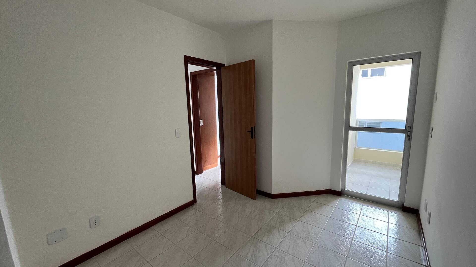 Foto 4 - Apartamento com 2 quartos Braga Cabo Frio RJ