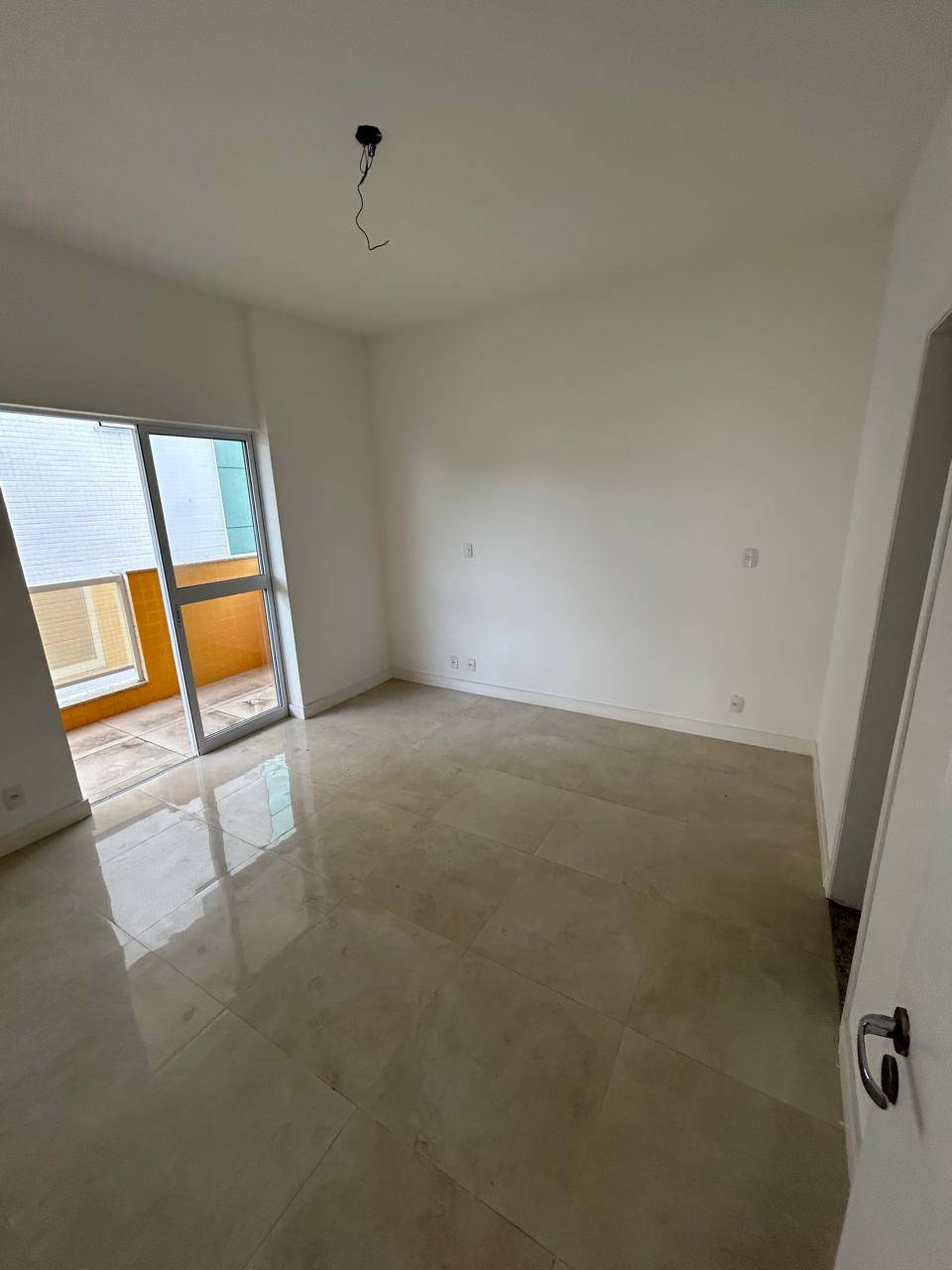 Foto 2 - Apartamento com 2 quartos Centro Cabo Frio RJ