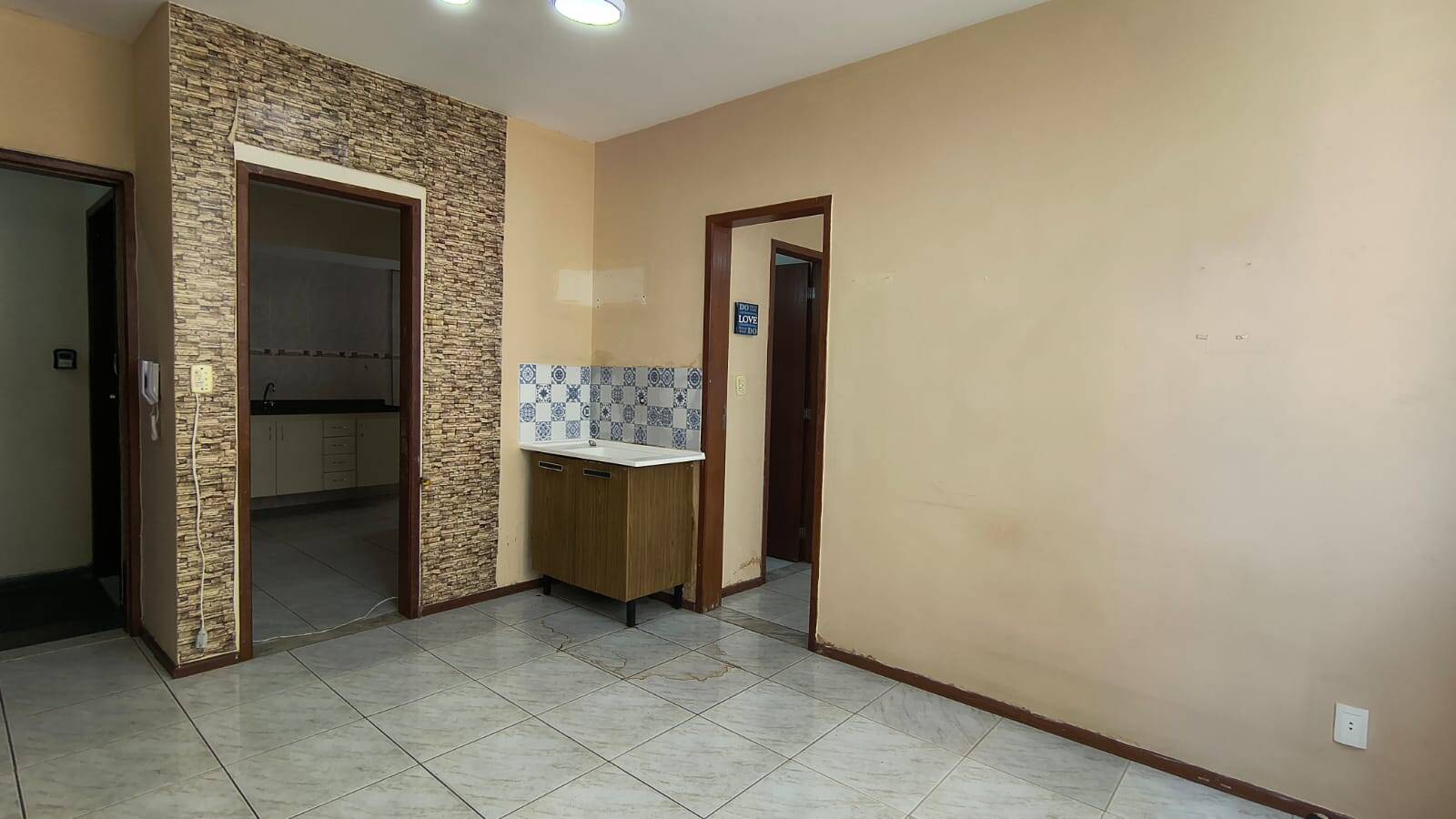 Foto 5 - Apartamento com 2 quartos Centro Cabo Frio RJ