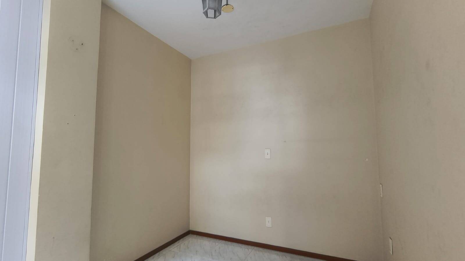 Foto 2 - Apartamento com 2 quartos Centro Cabo Frio RJ
