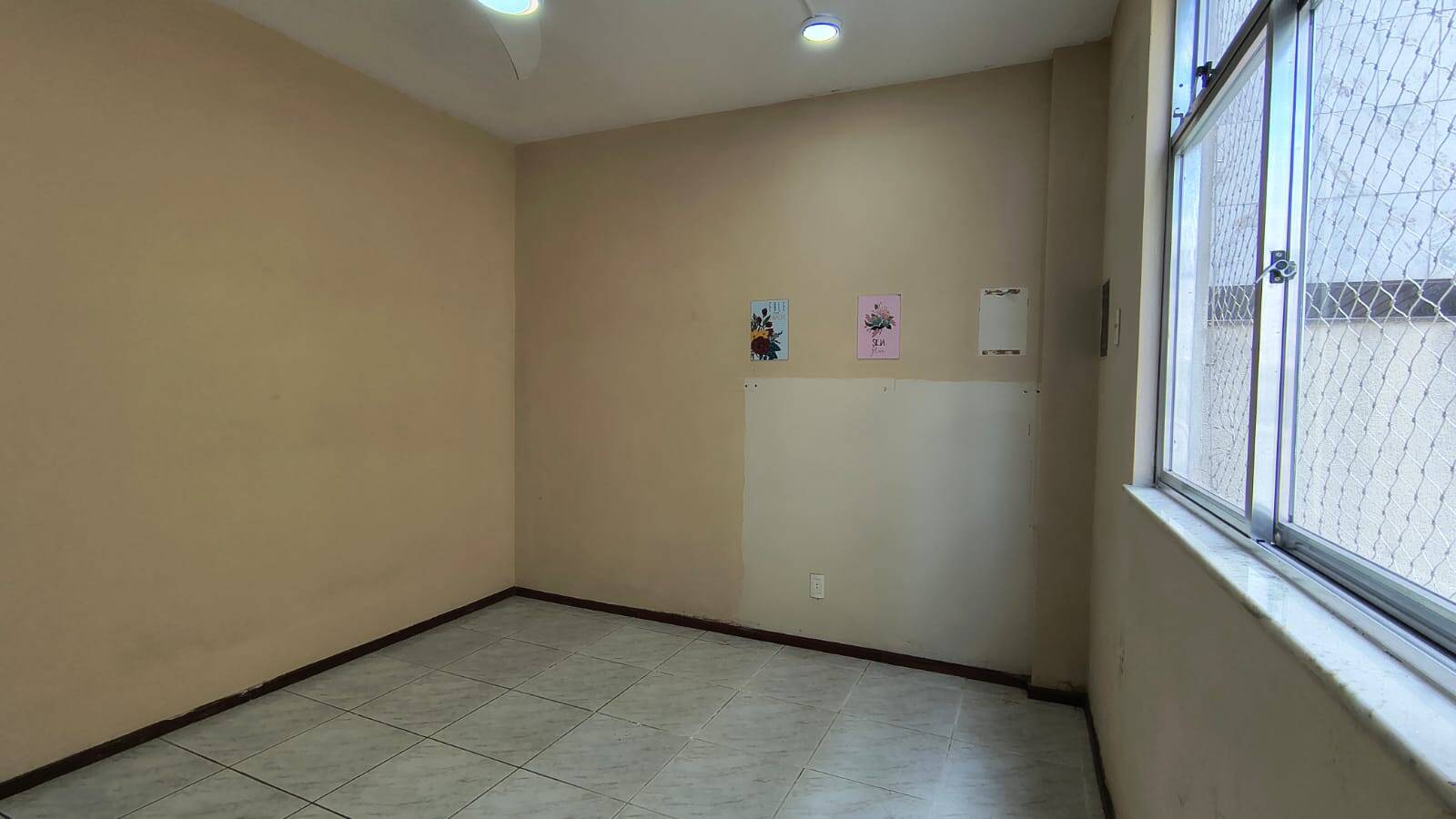 Foto 9 - Apartamento com 2 quartos Centro Cabo Frio RJ