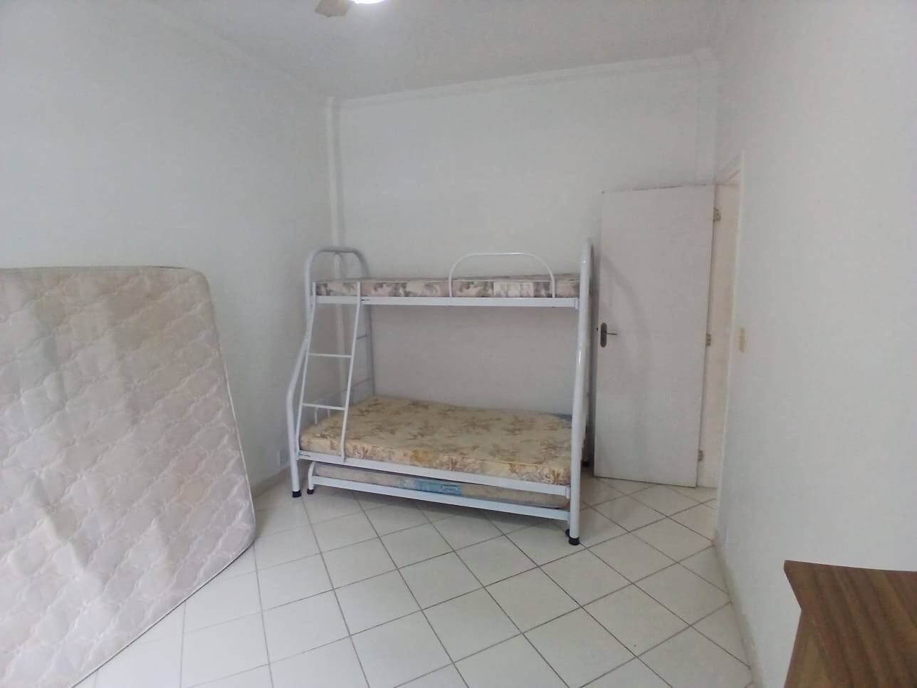 Foto 13 - Apartamento com 2 quartos Centro Cabo Frio RJ