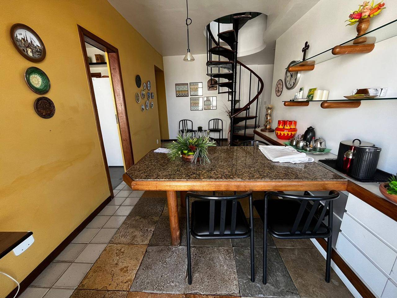 Foto 4 - Apartamento com 4 quartos Algodoal Cabo Frio RJ