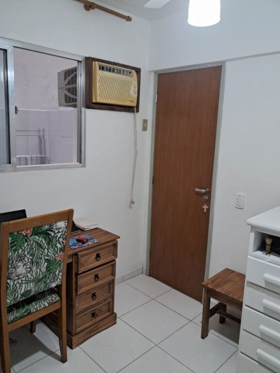Foto 11 - Apartamento com 2 quartos Centro Cabo Frio RJ