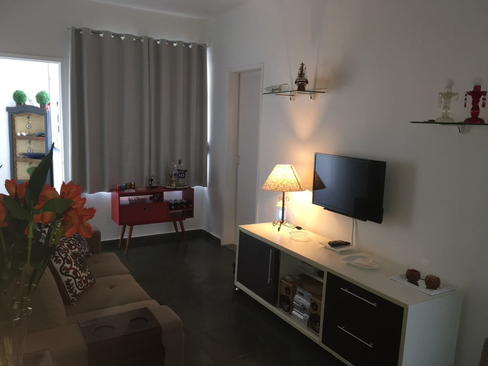 Foto 2 - Apartamento com 3 quartos Algodoal Cabo Frio RJ