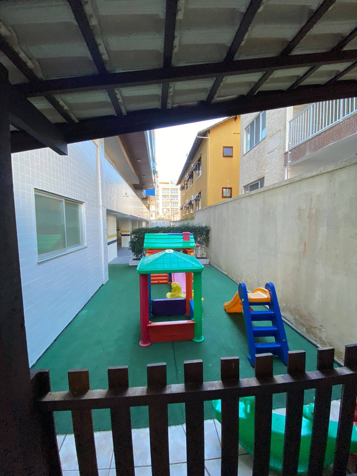 Foto 14 - Apartamento com 3 quartos Algodoal Cabo Frio RJ