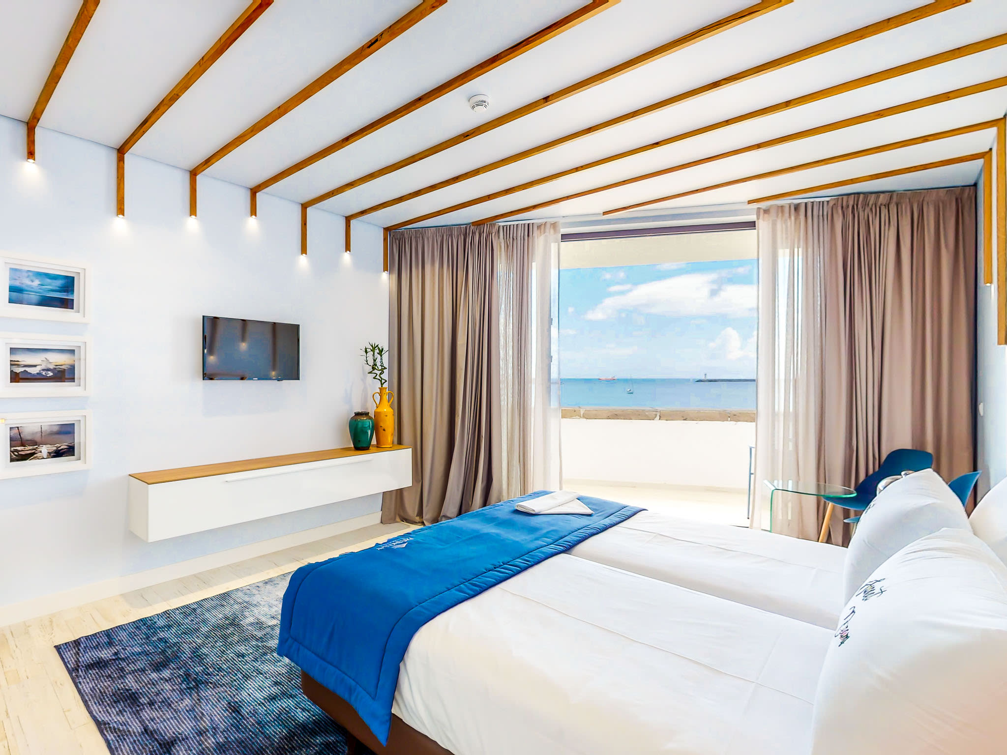 photo of Quartos Vista Mar room