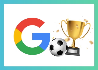¡Google! con un trofeo de fútbol y una pelota.