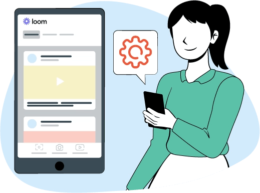 Una mujer usa su celular y está en una página web.