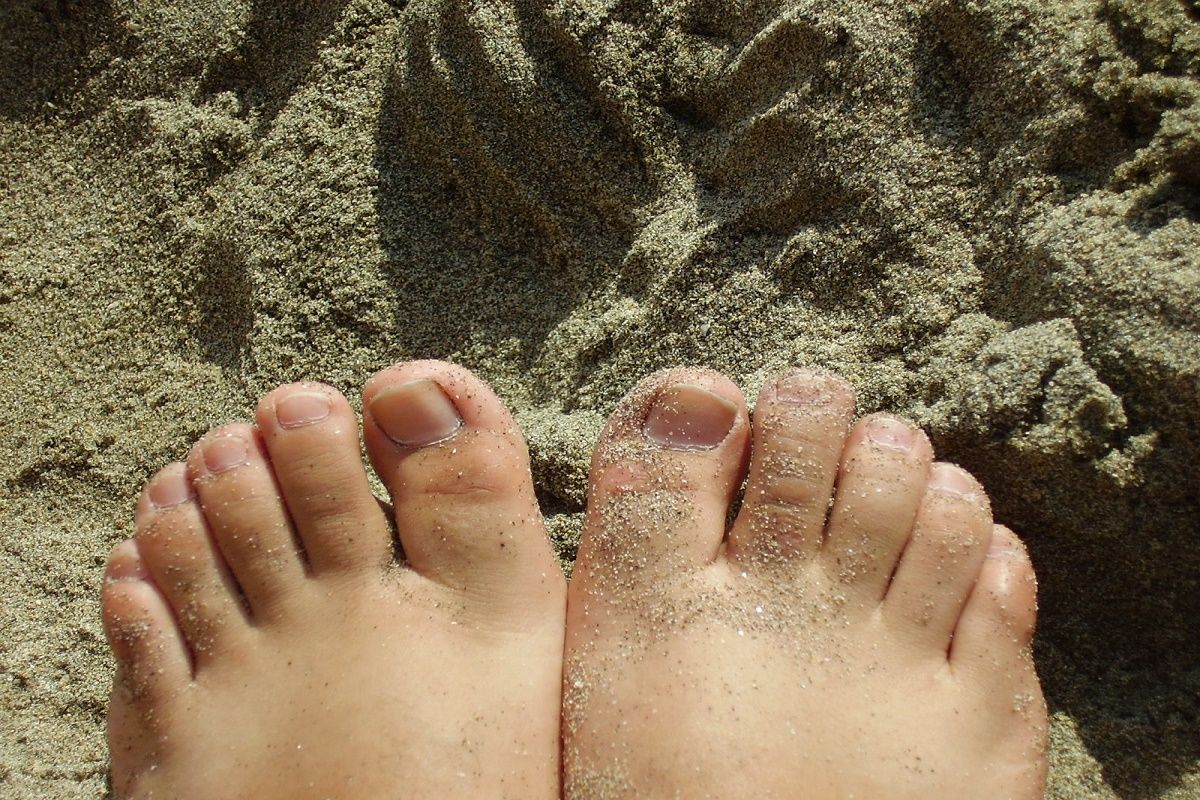 3 formas de eliminar los callos de los pies y manos - idbelleza