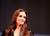 Looks Notables: Angelina Jolie