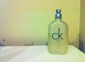 “CK One” un perfume minimalista para todos