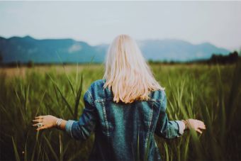 Estos tratamientos naturales harán que te olvides de los shampoos