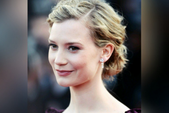 Looks notables: Mia Wasikowska