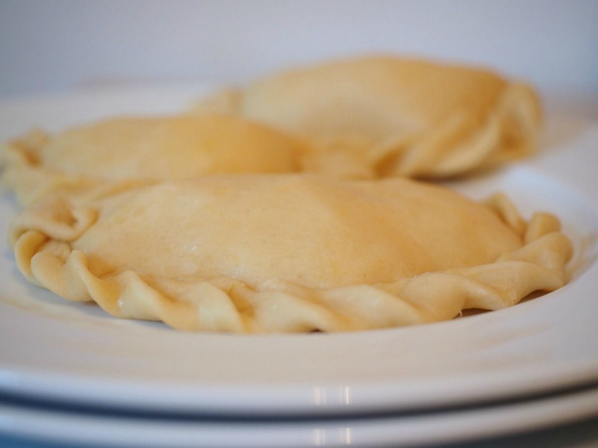 Cómo hacer empanadas caseras de fruta cookcina