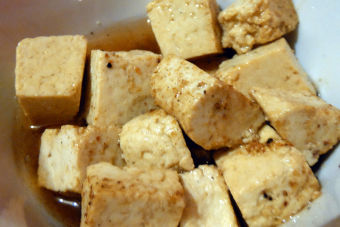 Cómo hacer Tofu marinado