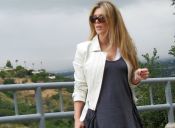 Tendencia: chaqueta de cuero blanca