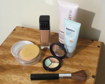 Tips para aplicar la base de maquillaje correctamente