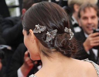 Tendencia: Accesorios metálicos en el pelo