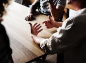 Google se encamina en la traducción del lenguaje de señas con Gesture