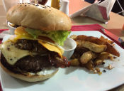 Roof Burger: Hamburguesas Premium en Reñaca