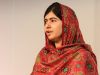 Malala lanza su propia línea de bufandas y el dinero que reúna irá destinado a educación