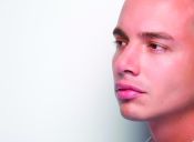 J Balvin llega al Centro de Eventos Chimkowe