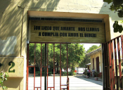 Municipio de Santiago rechaza la toma del Liceo Amunátegui